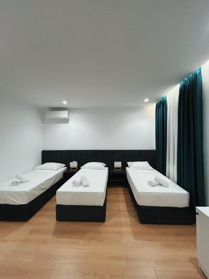Clinton Tirana Inn Exterior foto